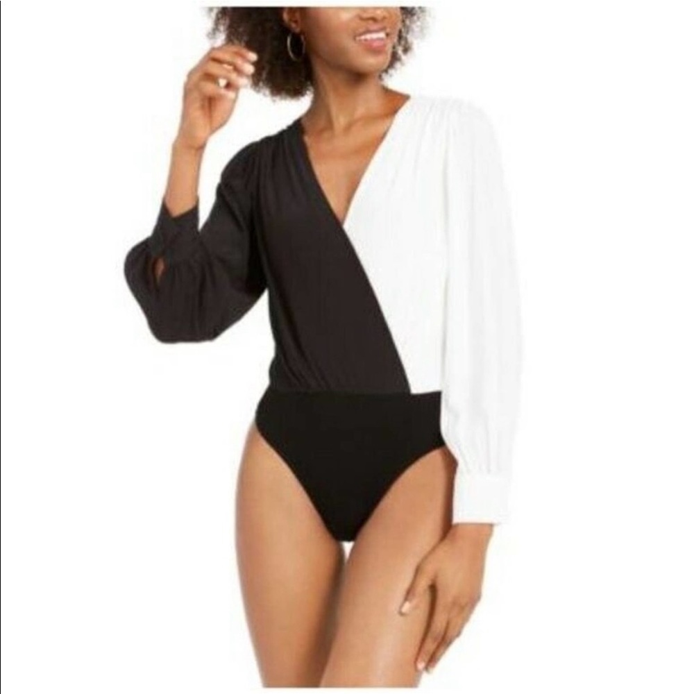4SI3NNA Colorblocked Bodysuit size medium